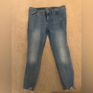 Universal Thread light wash jeans.